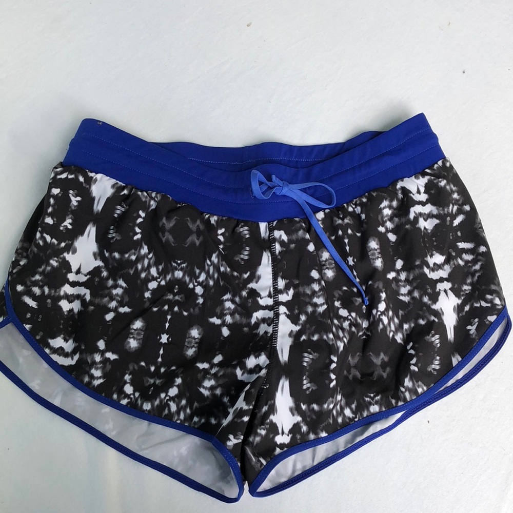 Fabletics Black ikat print shorts